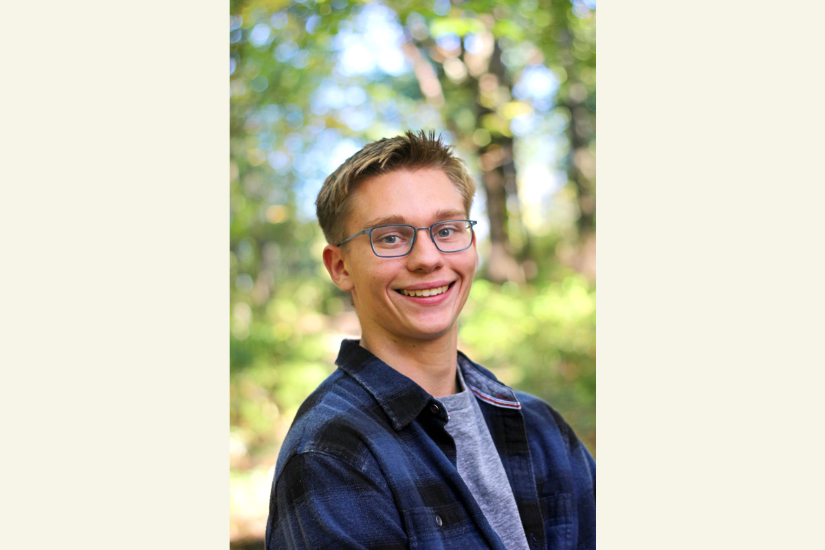 High School Portraits 22