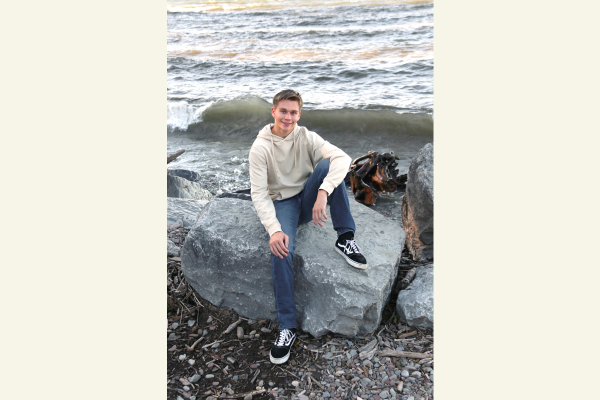 High School Portraits 24